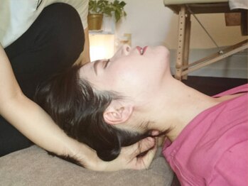 ハーモニーアロマ つくば店(Harmony Aroma)/首猫背の改善も姿勢調整のツボ☆