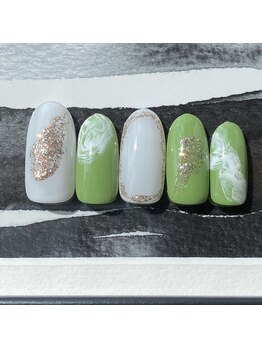 ネイルルーム ハナビ(NailRoomHANABI)/ニュアンスグリーン