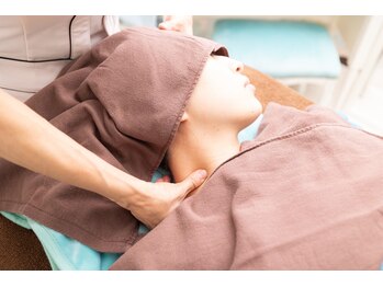 リトルフェアリー/首から肩へリンパ流し