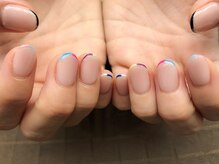 プラハネイル(+HER 美甲)/カラフル☆ラインフレンチ
