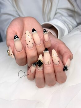 クリア(Clear)/黒フレンチドットネイル