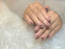 アンガット(angot.)/グラデーションラメネイル