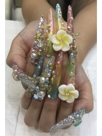 キラキラカラフルロング夏ネイル