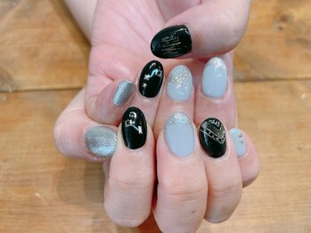 アトリエ ツメ(atelier TsuMe)/白黒/クールデザイン/シルバー