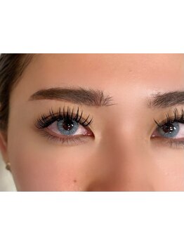 ボリュームのある目元にしたい