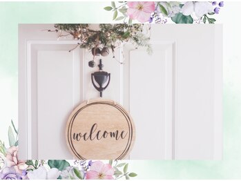 プルート(Pluto)/玄関入口と部屋番号＆消毒案内