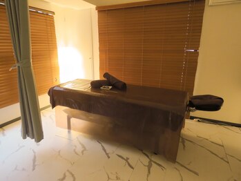 サットサンガ 表参道(SatSangah)/◆ 店内&ベッド ◆