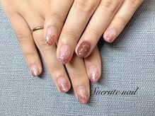 スエルテ ネイルサロン 北千住店/イニシャルラメグラネイル￥500~