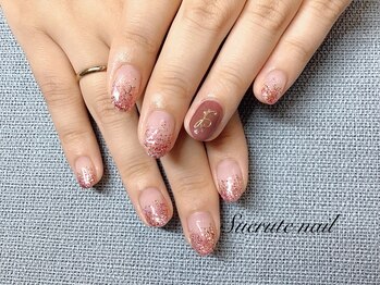 スエルテ ネイルサロン 北千住店/イニシャルラメグラネイル￥500~