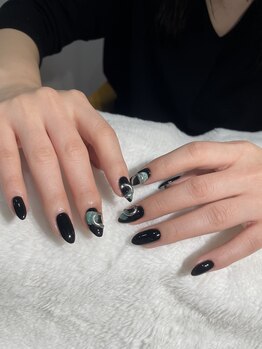 ジョリ チュン(JOLIE TRUONG)/