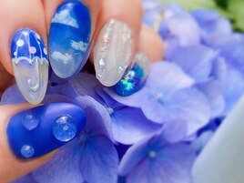 梅雨ネイル雨粒ニュアンス