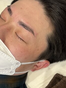 イスリーツー(ithree.2)/パラレルブロウリフト