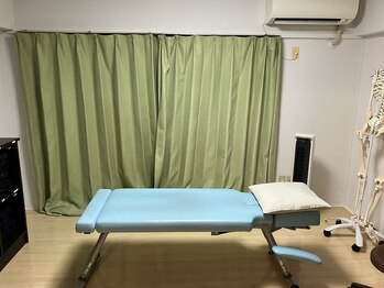 カノアカイロ/施術室