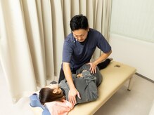 よみうりランド鍼灸整骨院/猫背/背中や腰の疲れを改善！