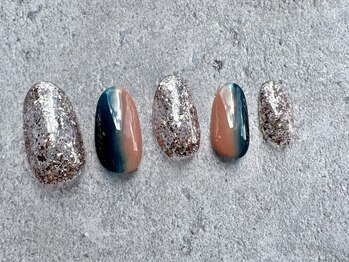 プピル(PUPIL)/縦グラデーションネイル