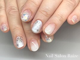 ショートネイル/雪の結晶ネイル