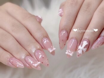 ビジューネイル(bijou nail)/