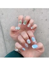 アンダーバーホワイトプラス 南海難波店(_WHITE+)/アシンメトリーネイル