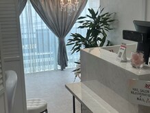 リジュビネイル(Rejuvenail)の雰囲気（白を基調とした大人女性向け内装◎）