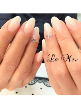 ネイルサロンラメール(La Mer)/ホワイトグラデーションネイル