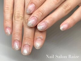 ラメグラデーションネイル