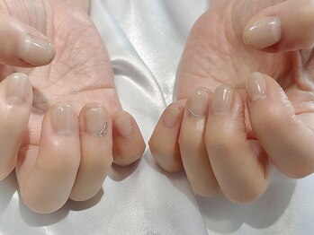 ヒールネイル(heal nail)/beige×lineアート.