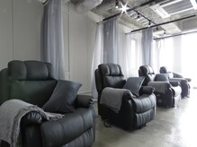 クレセント 武蔵小山(Crescent)/席の間隔も広々取っています！