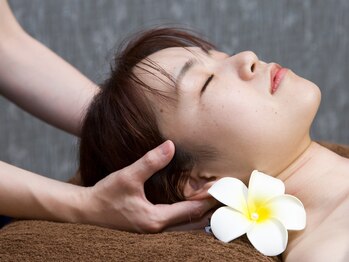 ルアナ(LUANA)/アイ&ヘッド