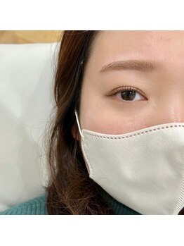 ホワイトアイ 姫路(WHITE EYE)/眉スタイリング×まつぱ