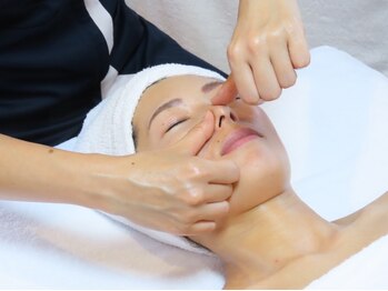 プライムビューティーラボの写真/【金曜日限定】大人気フェイシャル40分7,000/週末は毛穴レスで自信UPにつなげましょう◎