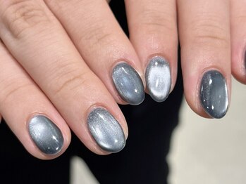 ウェイビイ 藤沢(WAVY)の写真/かわいいがあふれる指先に♪仕事柄爪を伸ばせない方や小さい爪の方にもぴったりな可愛いデザインをご提案◎