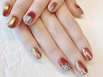 ブレスネイル(brace Nail)/大人ミラー&ラメフレンチ