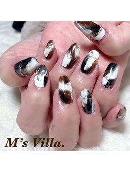 40代～に人気♪ニュアンスネイル