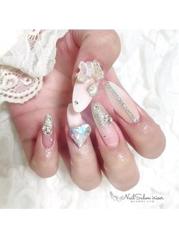 イリゼ(iriser)/川崎/ギラギラネイル/韓国ネイル