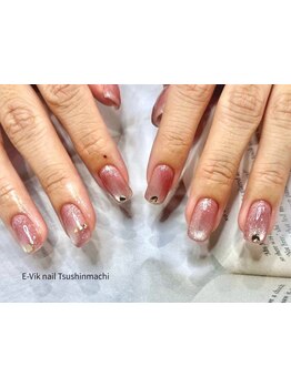 シンプル系（オフィス・日常）が得意