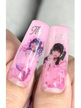 推しを転写ネイル