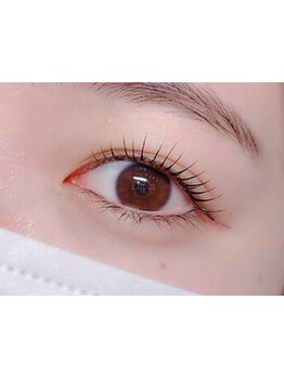 ナチュラル上品な目元にしたい