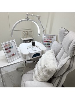 nail salon Dia.の写真/☆四条・烏丸・烏丸御池から徒歩4分！完全プライベート空間で理想の指先を叶える♪