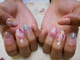 秋のフラワーネイル