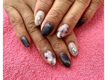 ゲンネイル(gen Nail)/マグネット×シェルで大人ネイル