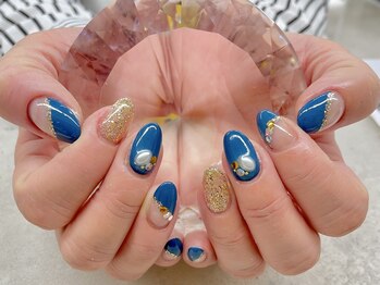 ネイルサロン ドゥ(Nail Salon Doux)/(垣内)ななめフレンチ