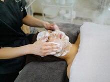 ユカリス(Yu.charis)/REVIハーブピーリング施術工程♪