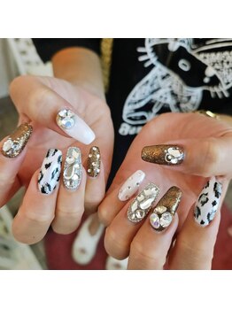アンドエム(&M)の写真/チップスカルプ・長さ出しで好みの長さを実現！理想のシルエットでとことん可愛いネイルを楽しめる*