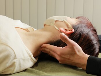 リアナ(LIANA)の写真/【肩こり/眼精疲労/頭痛】お悩みに合わせて施術♪忙しい毎日のご褒美に◇温熱×骨盤調整コース¥5,900