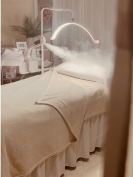 ワクシングアンドビューティーワイ(Waxing&Beauty_Y)の写真/【艶のある上品なお顔へ♪】今話題のお顔のWAX脱毛でムダ毛と毛穴をごっそりお手入れ！
