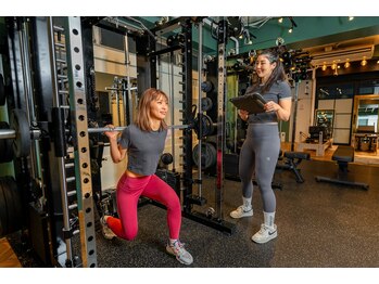 プラスワン 秋葉原店(Plus One)/ジムエリア