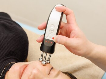 サンテ整骨院/お顔の筋肉をやさしくほぐす