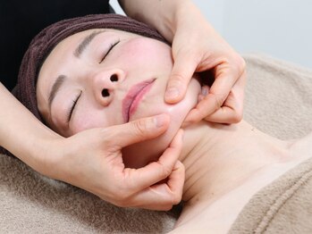 顔ジム 麻布店の写真/【速攻実感!!】メディアで話題の希少技術「顔の筋膜リリース」で圧倒的小顔！初回限定→3,980円