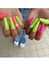 プリズム(PRISM)/ロングスカルプチュア夏ネイル