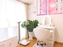 アンブロシア(Ambrosia)/施術台